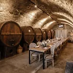 Landsted Godenano - Pool&restaurant *