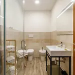 Godenano - Pool&restaurant