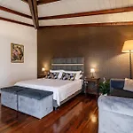 Landsted Godenano - Pool&restaurant Castellina in Chianti