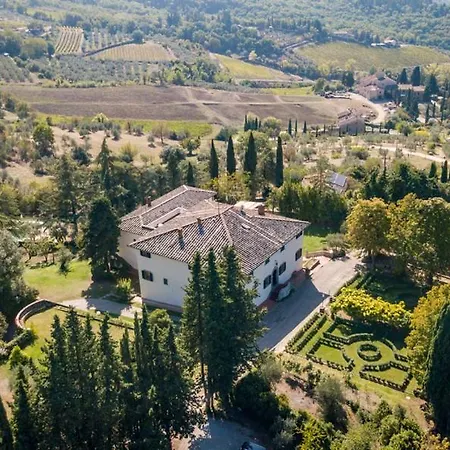 Godenano - Pool&restaurant