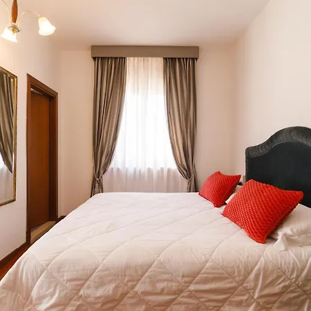 Hétvégi ház Godenano - Pool&restaurant