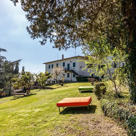 Godenano - Pool&restaurant