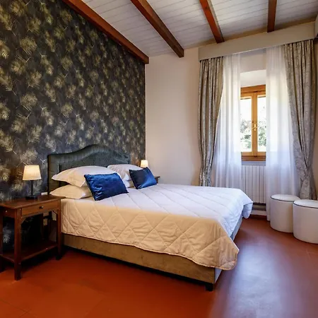 Godenano - Pool&restaurant Country house